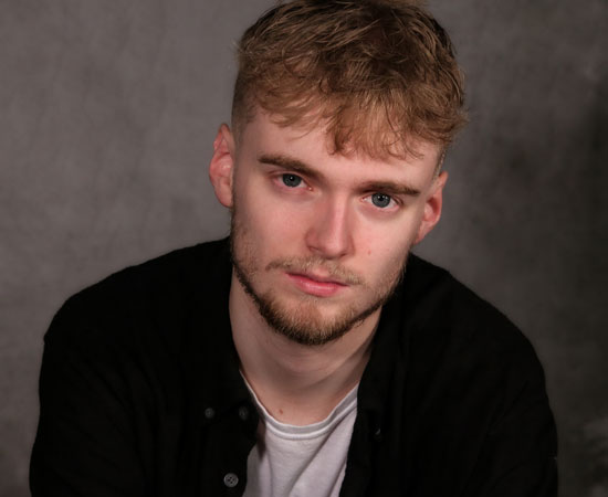 Noah Bicknell headshot